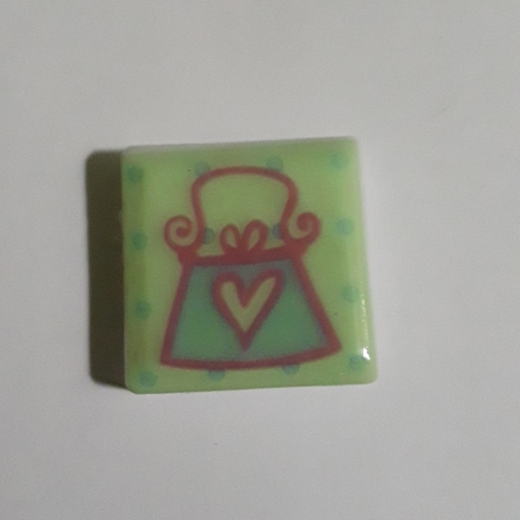 8 Colorful Mini Magnets - Picture 7 of 10